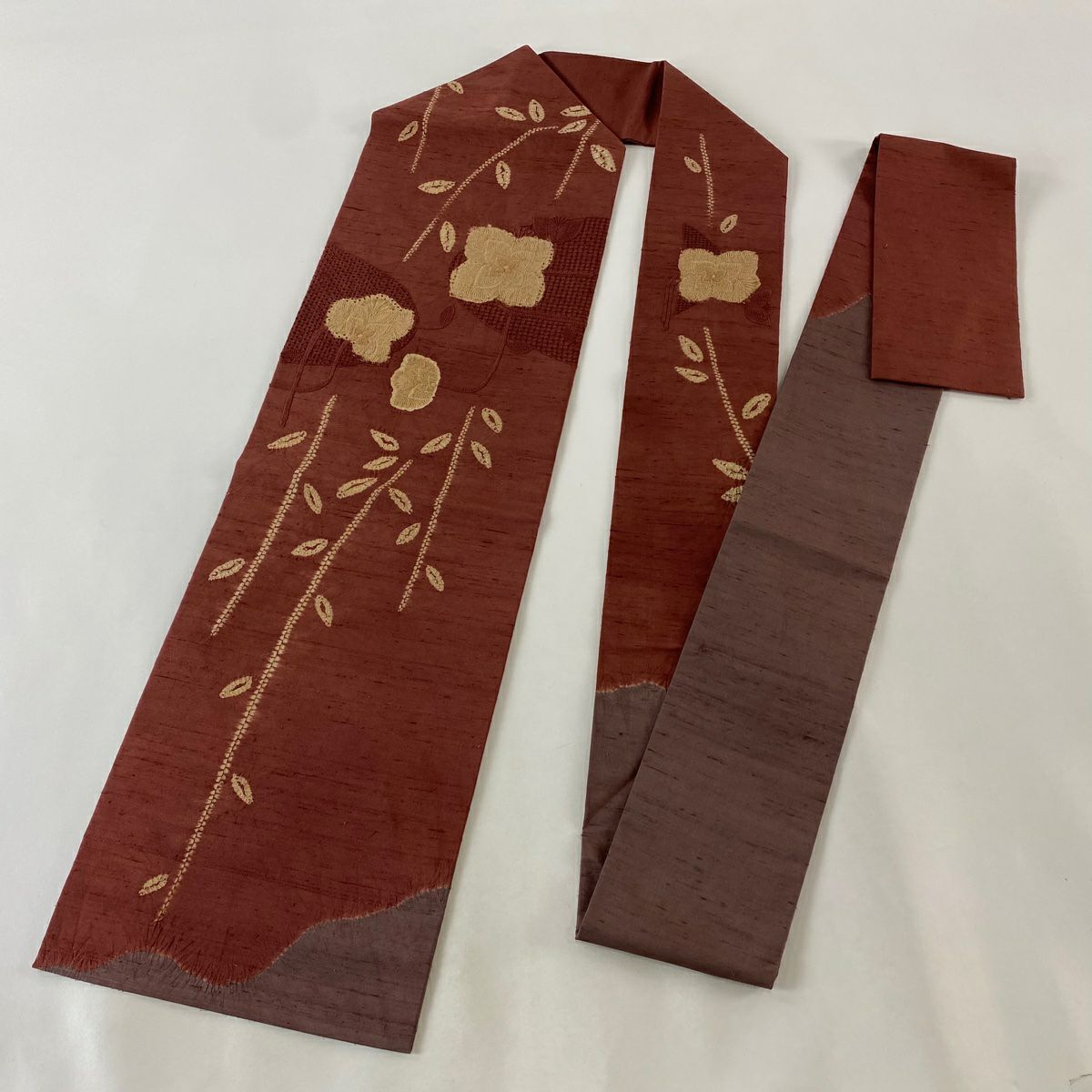 【庫存清倉】 名古屋帶 優品級 紬織織 草花紋紋 刺繡 絞染 小豆色 純蠶絲