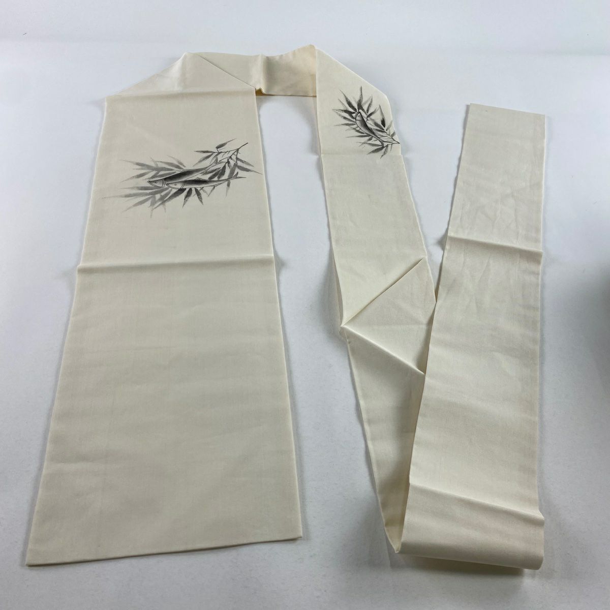 【庫存清倉】 名古屋帶 名品級 夏帶 魚 笹 奶油色 純蠶絲