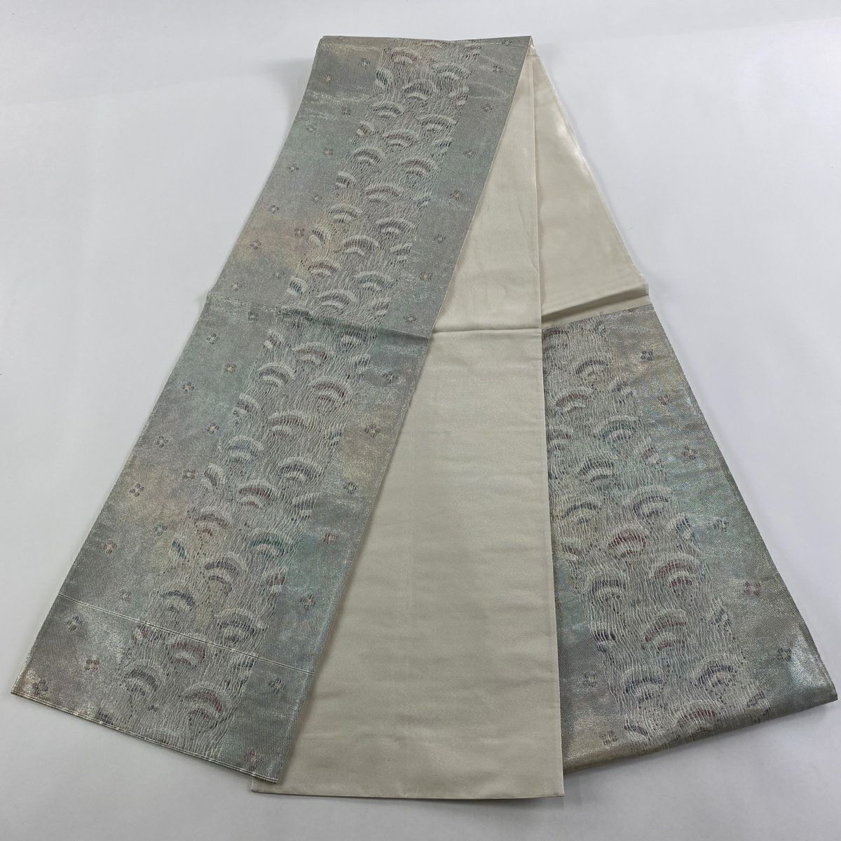 【庫存清倉】 袋帶 美品 秀品級 關西仕立 花 幾何圖案 銀線 拉麵金金箔 銀色 六通 純蠶絲