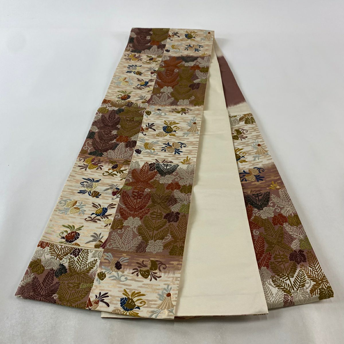 袋帶 秀品級 若松樹 松樹笠 金金箔 刺繡 米色 六通 純蠶絲