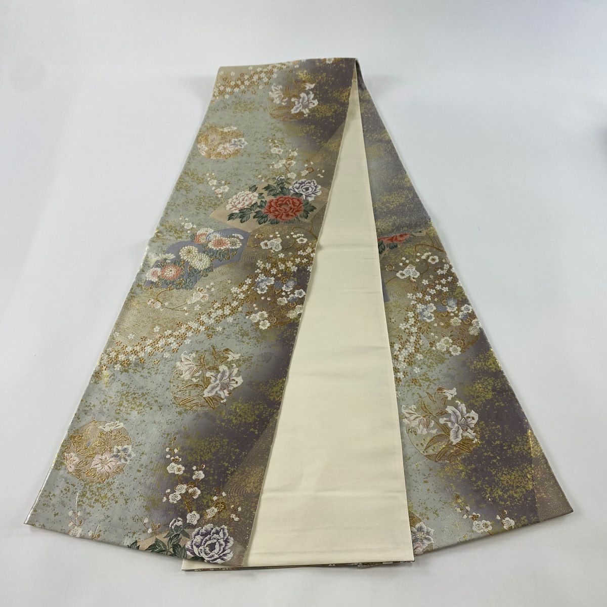 袋帶 美品 秀品級 扇子面 草花紋 金糸 金金箔 銀色 六通 純蠶絲