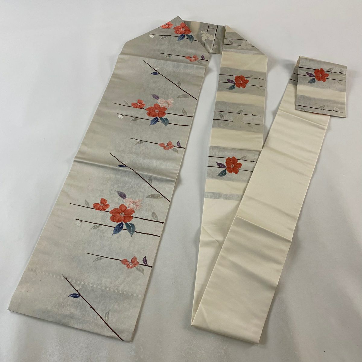 【美品】 名古屋帶 優品級 枝花 金金箔 銀線 灰白 純蠶絲