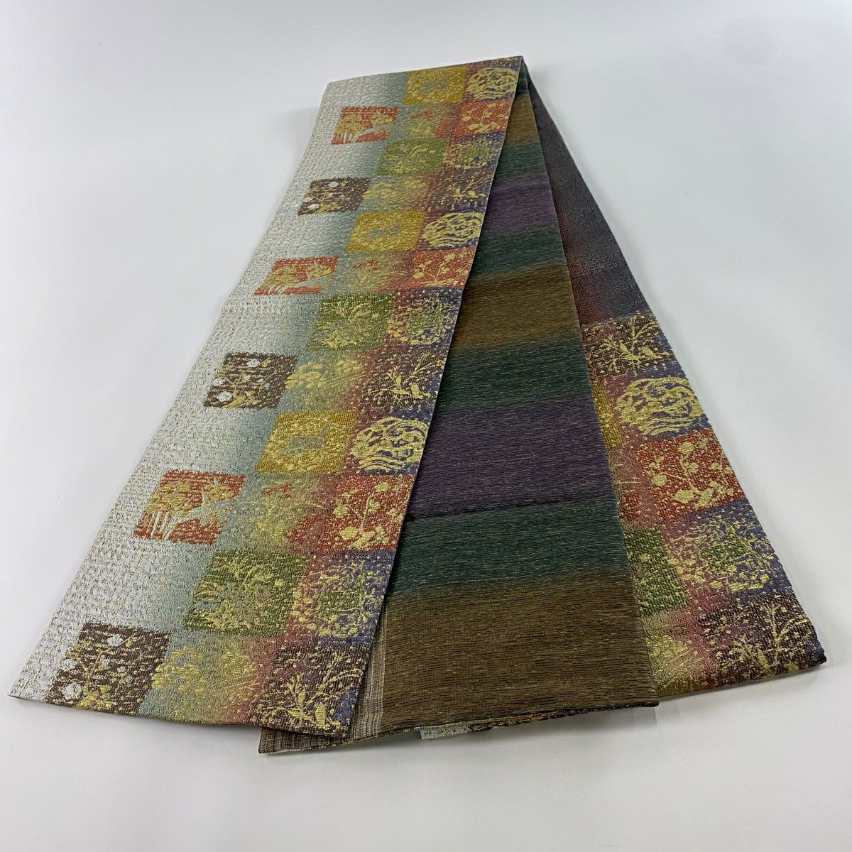 【美品】 袋帶 秀品級 草花紋紋 動物 金金箔 金絲 灰色 六通 純蠶絲