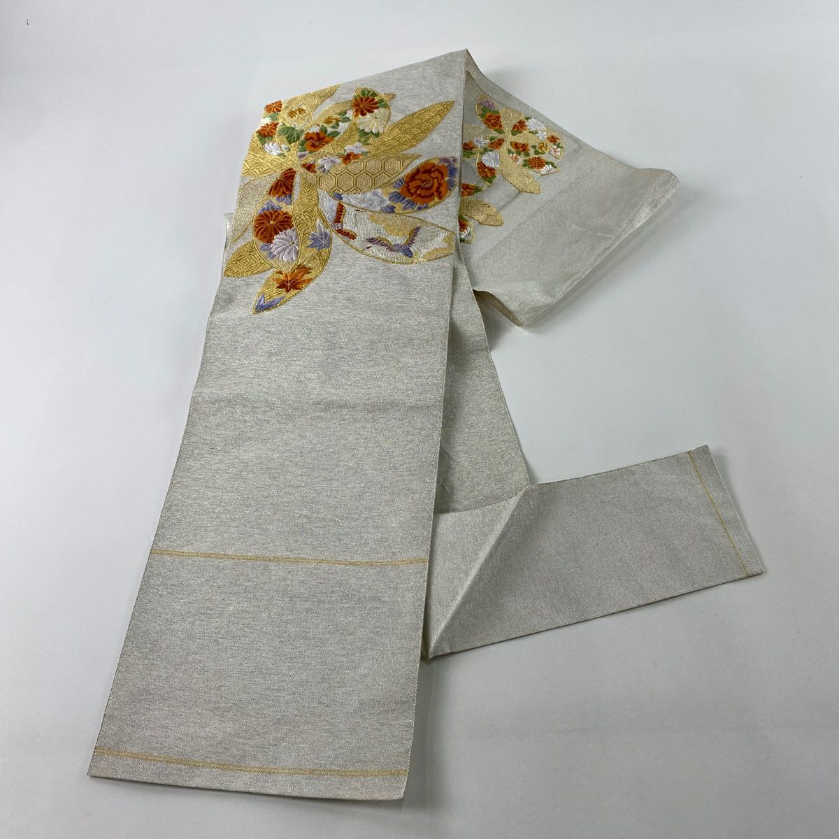 名古屋帶 秀品級 八寸名古屋帶 松樹葉仕立 雙層 草花紋紋 仙鶴 金糸刺繡 灰白 純蠶絲