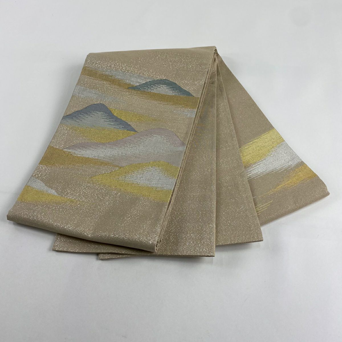 【美品】 袋帶 秀品級 霞 山 米色 大鼓圖案 純蠶絲