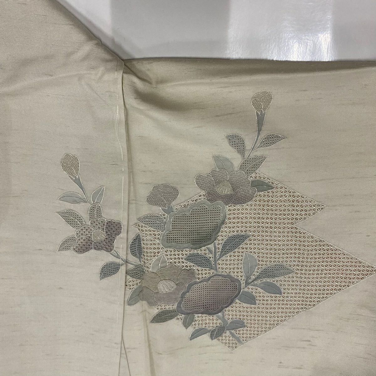 訪問服 身長160cm 袖長63.5cm S 雙層 紬織織 菊花 枝梅花 刺繡 灰白 純蠶絲 名品級