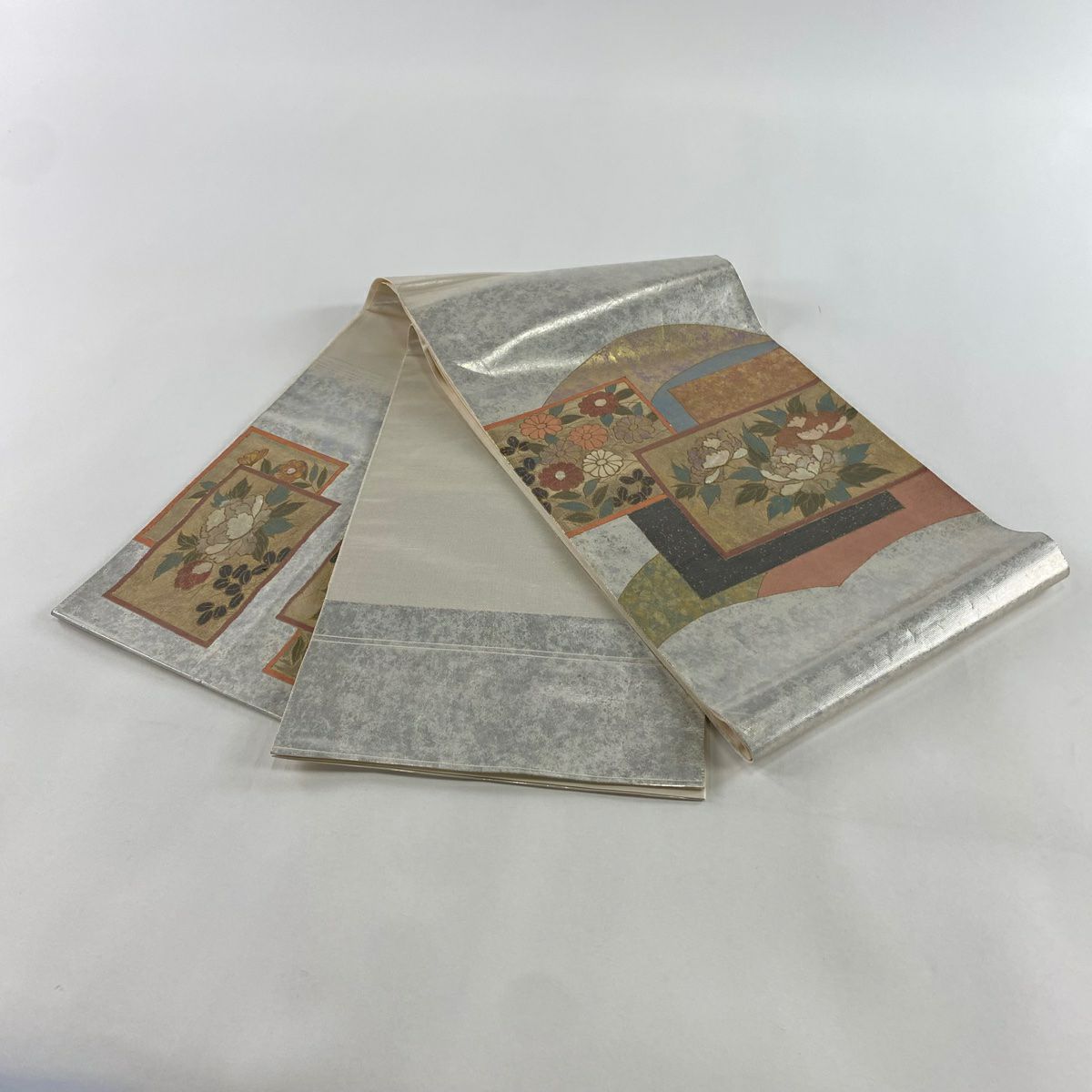 袋帶 秀品級 關西仕立 紅牡丹 草花紋紋 螺鈿金金箔 金色 大鼓圖案 純蠶絲