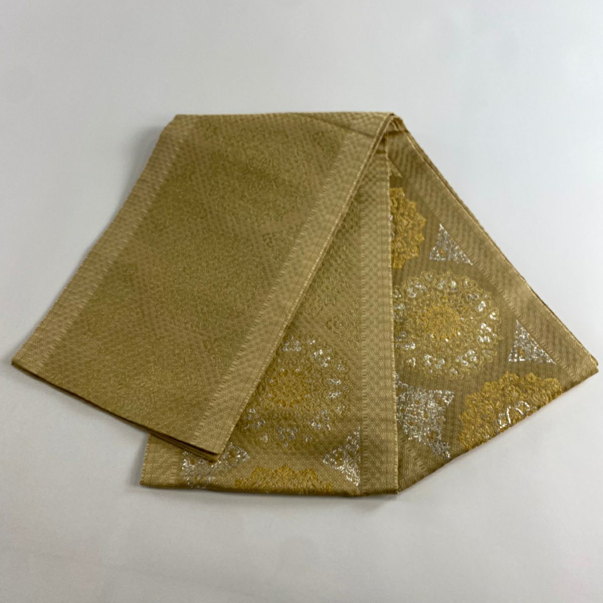 【美品】 袋帶 秀品級 華紋 菱 金絲 金金箔 淺黃土色 大鼓圖案 純蠶絲