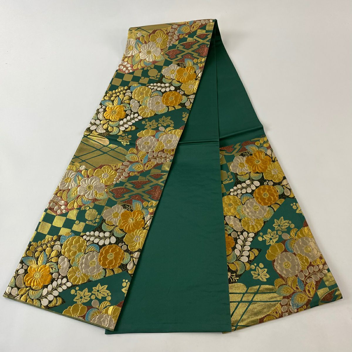 【美品】 袋帶 秀品級 草花紋紋 市松樹 金銀彩 金金箔 綠 六通 純蠶絲