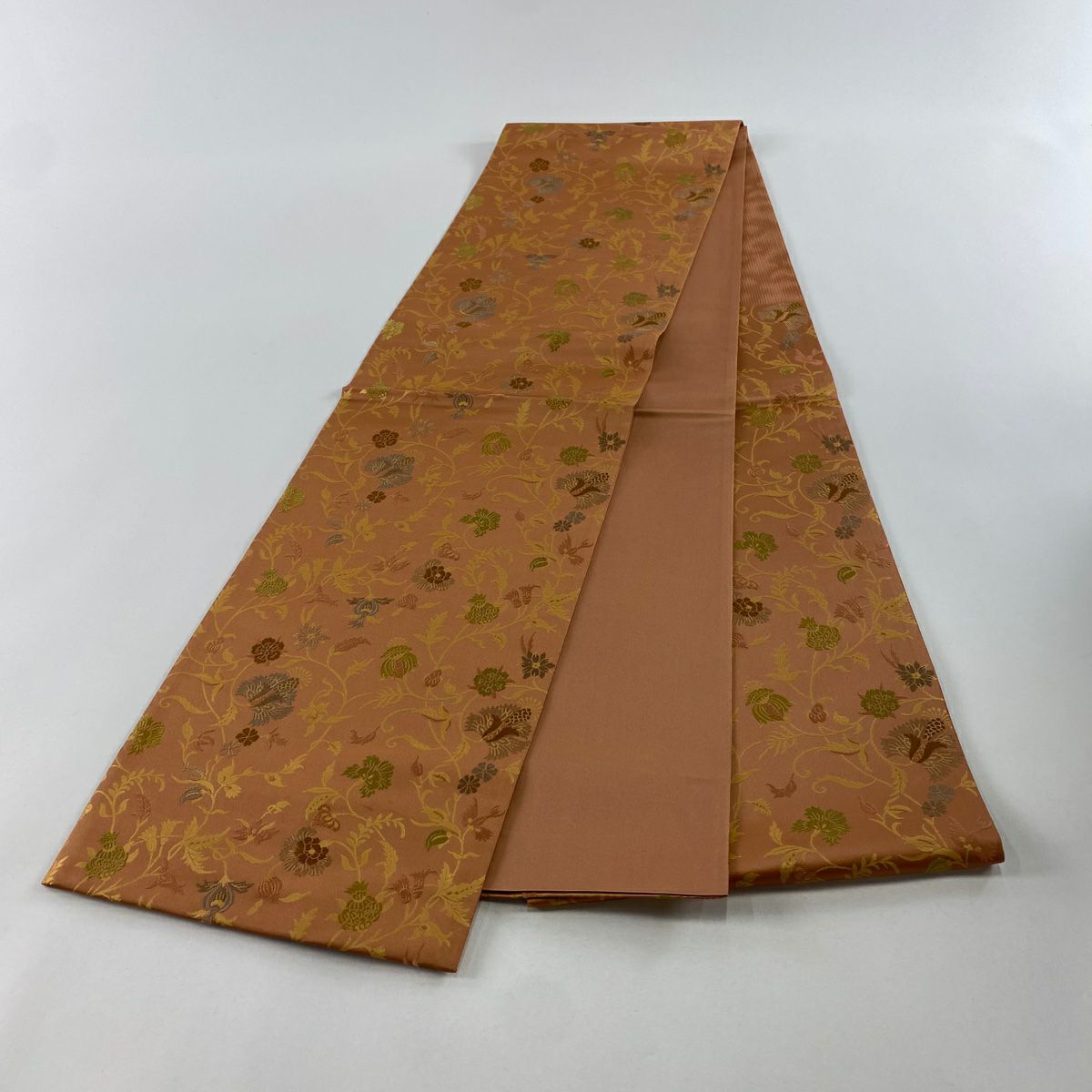 【美品】 袋帶 秀品級 西陣織 生命之樹 花唐草紋 金金箔 粉米色 六通 純蠶絲