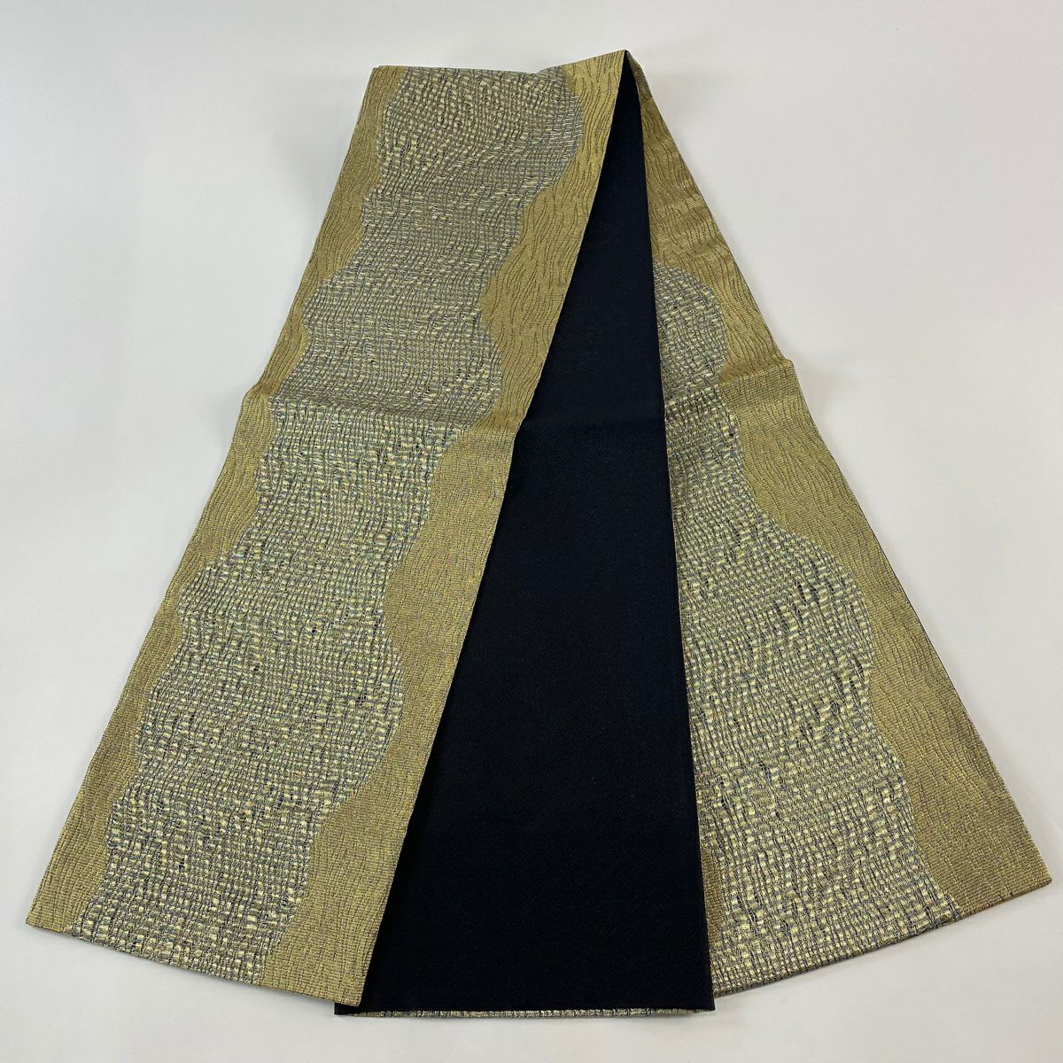 【美品】 袋帶 秀品級 斜條紋 金銀線 金色 全通 純蠶絲