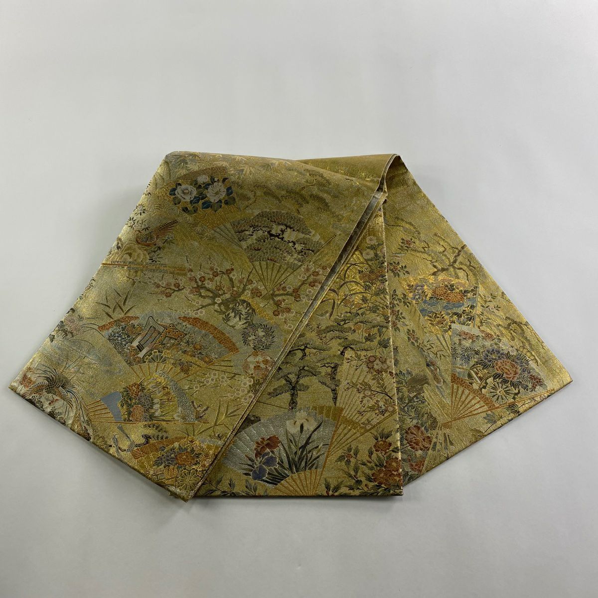 【美品】 袋帶 逸品級 桃山扇子面展風文 金金箔 金色 大鼓圖案 純蠶絲
