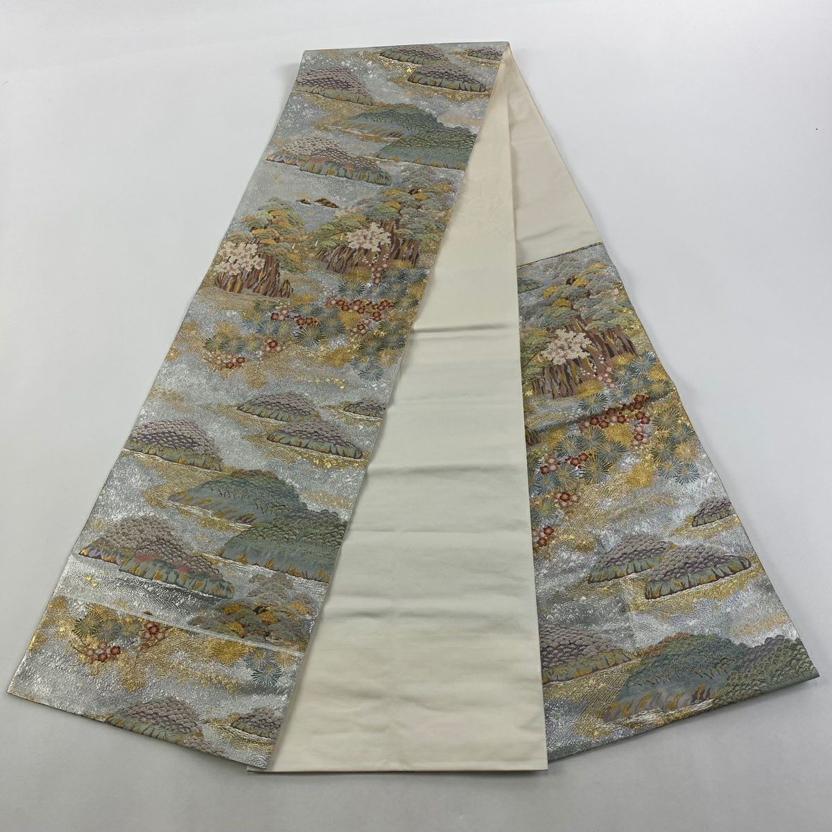 【美品】 袋帶 秀品級 風景 笠松樹 金金箔 唐織 青灰 六通 純蠶絲