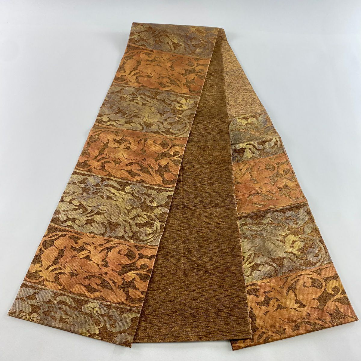 【美品】 袋帶 逸品級 落款あり 動物 花唐草紋 金糸 金金箔 茶 六通 純蠶絲