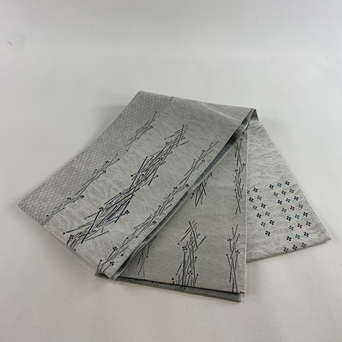 【庫存清倉】 【美品】 袋帶 名品級 幾何圖案 波紋 銀線 灰白色 大鼓圖案 純蠶絲