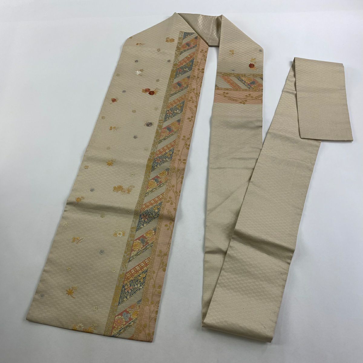 名古屋帶 秀品級 菊花 楓 刺繡 金彩裝飾 淺茶 純蠶絲