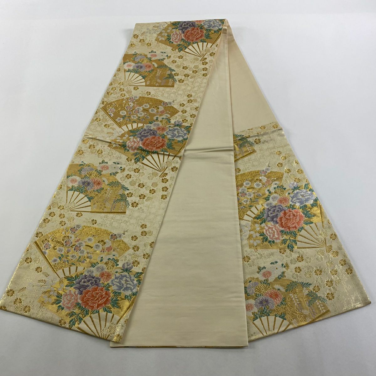 【美品】 袋帶 秀品級 扇子 草花紋 金金箔 唐織 金色 六通 純蠶絲