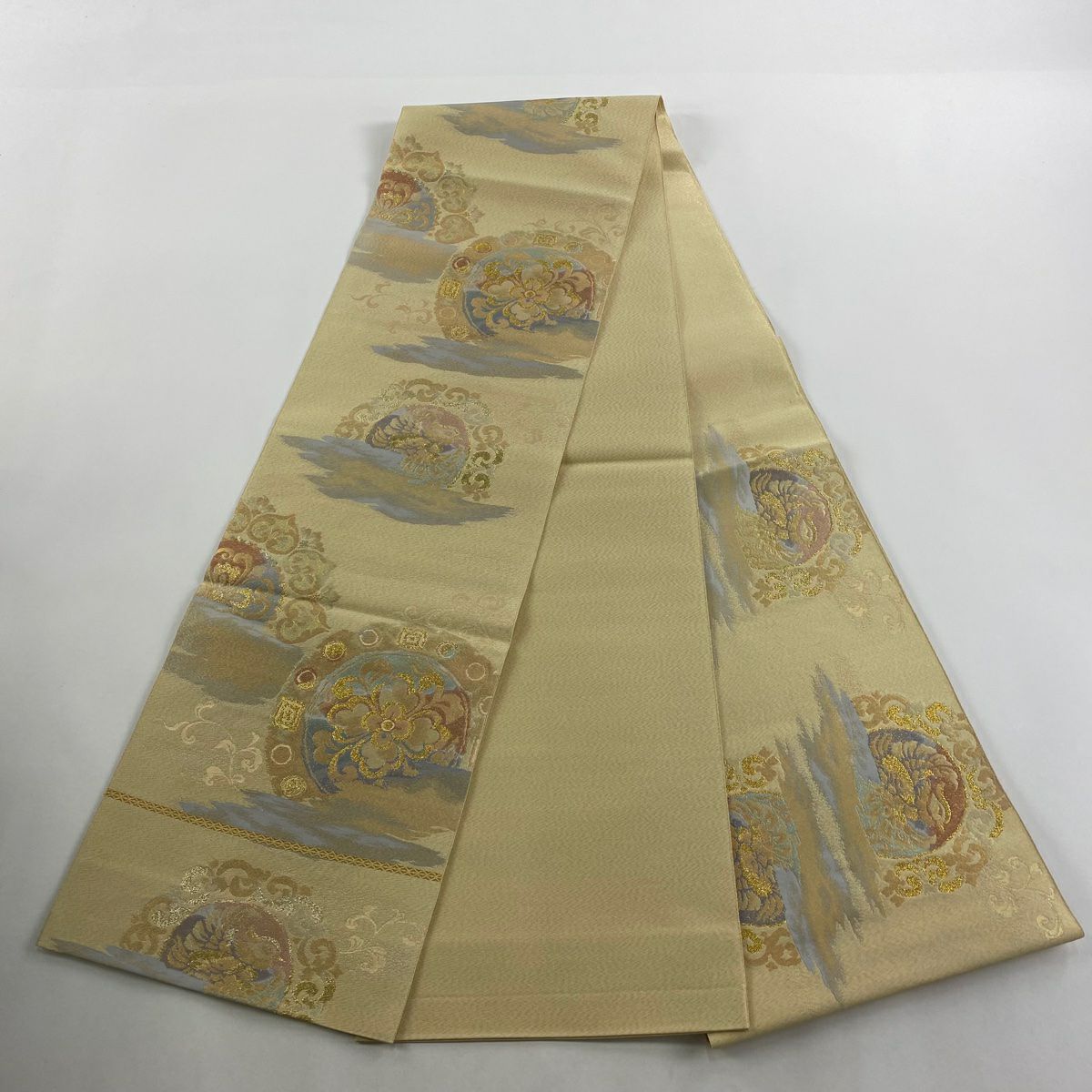 【美品】 袋帶 秀品級 華紋 霞 金絲 金金箔 米色 大鼓圖案 純蠶絲