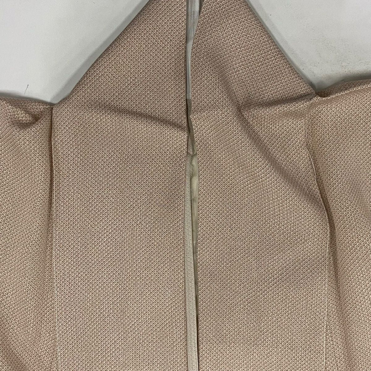 【美品】 小紋 身長159cm 袖長62cm S 薄物 絽 疋田紋 粉米色 純蠶絲 名品級