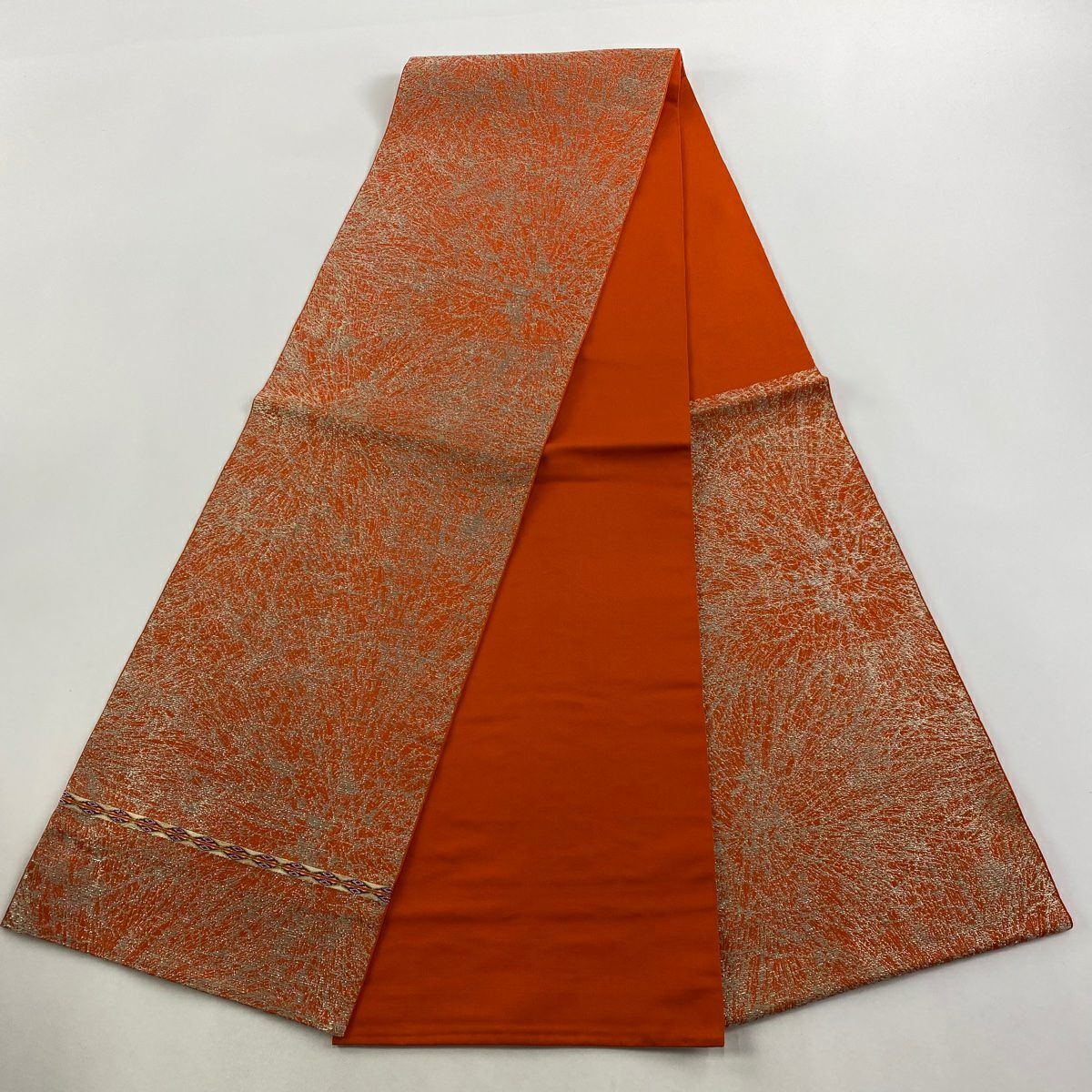 【美品】 袋帶 逸品級 龍村平藏 落款あり 菊花揉錦 銀糸 金金箔 橙色 六通 純蠶絲