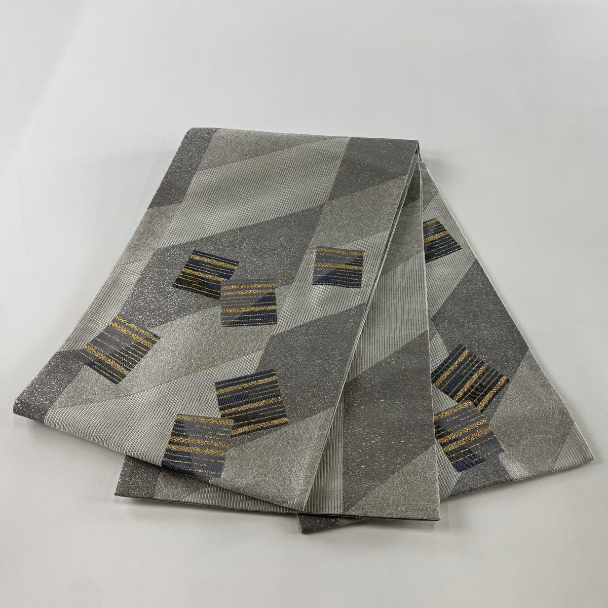 【美品】 袋帶 秀品級 幾何圖案 斜紋 銀線 金金箔 灰色 大鼓圖案 純蠶絲