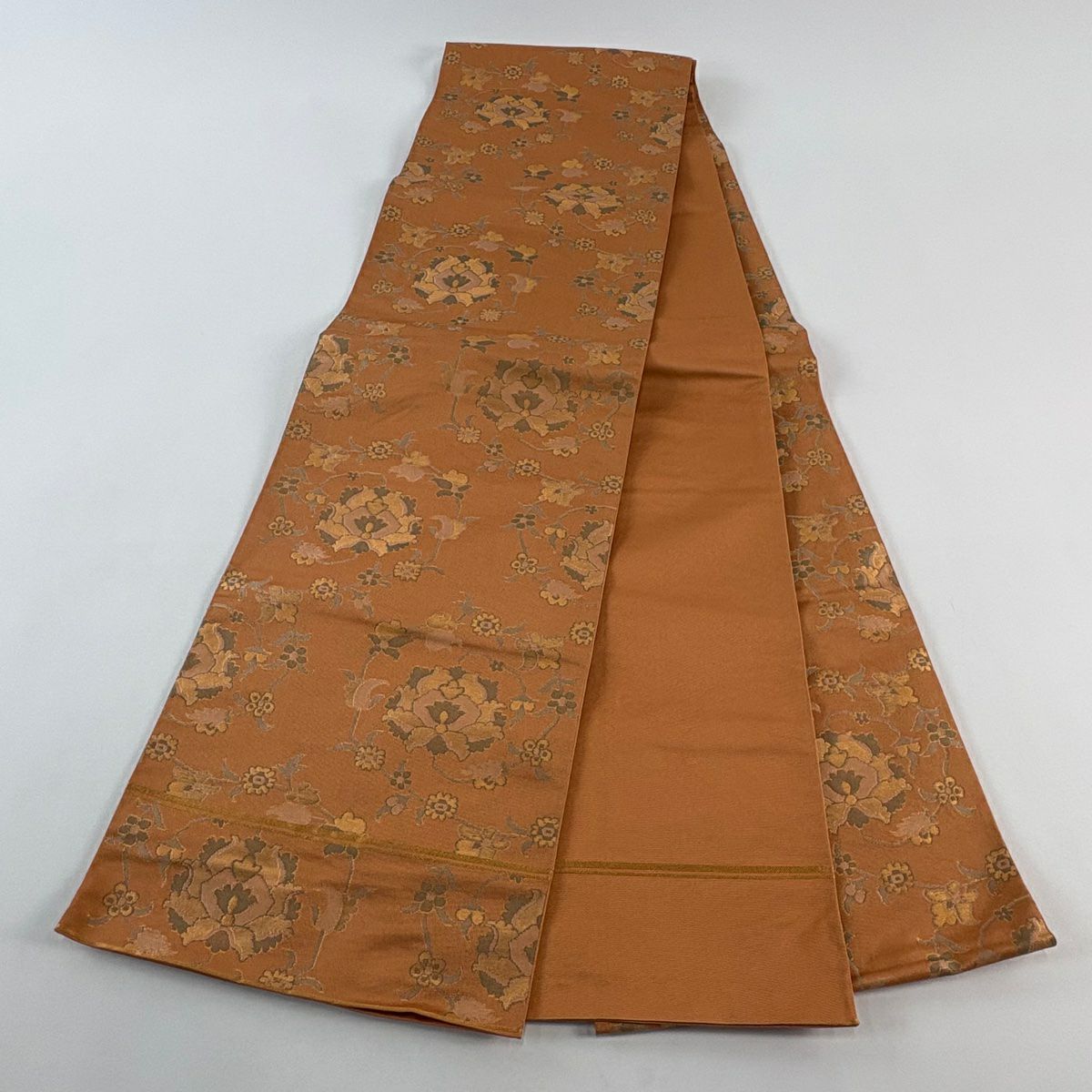 【美品】 袋帶 秀品級 織悅 落款あり 關西仕立 草花紋紋 金金箔 橙色 全通 純蠶絲