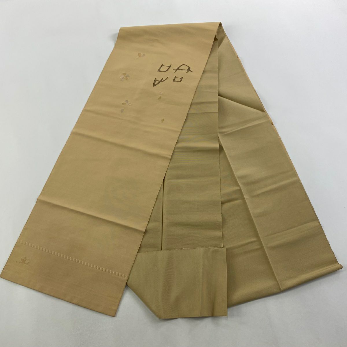 名古屋帶 名品級 附落款 能州紬織織地 八寸名古屋帶 松樹葉仕立 幾何學圖案 花 金線 銀線 米色 純蠶絲