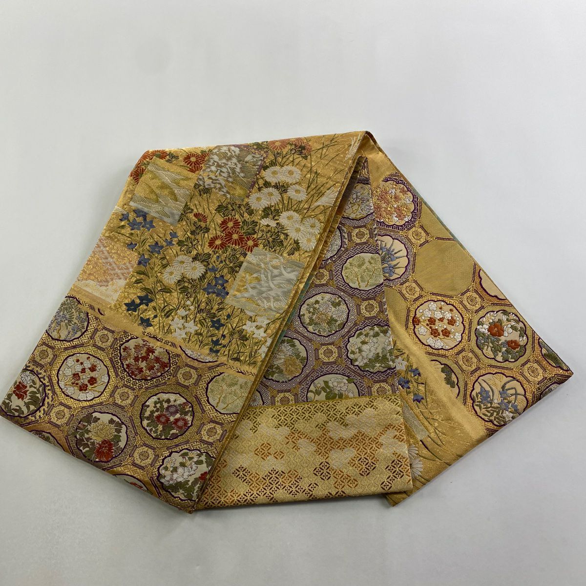 【美品】 袋帶 秀品級 草花紋紋 仙鶴 金絲刺繡 金色 六通 純蠶絲