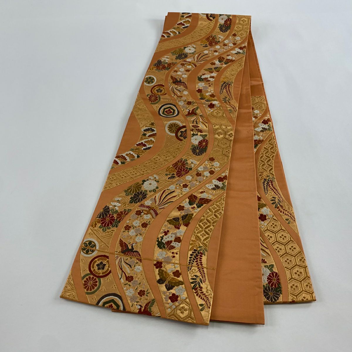【美品】 袋帶 秀品級 渡文 落款あり 關西仕立 花鳥 蝶 刺繡 金線 橙色 六通 純蠶絲