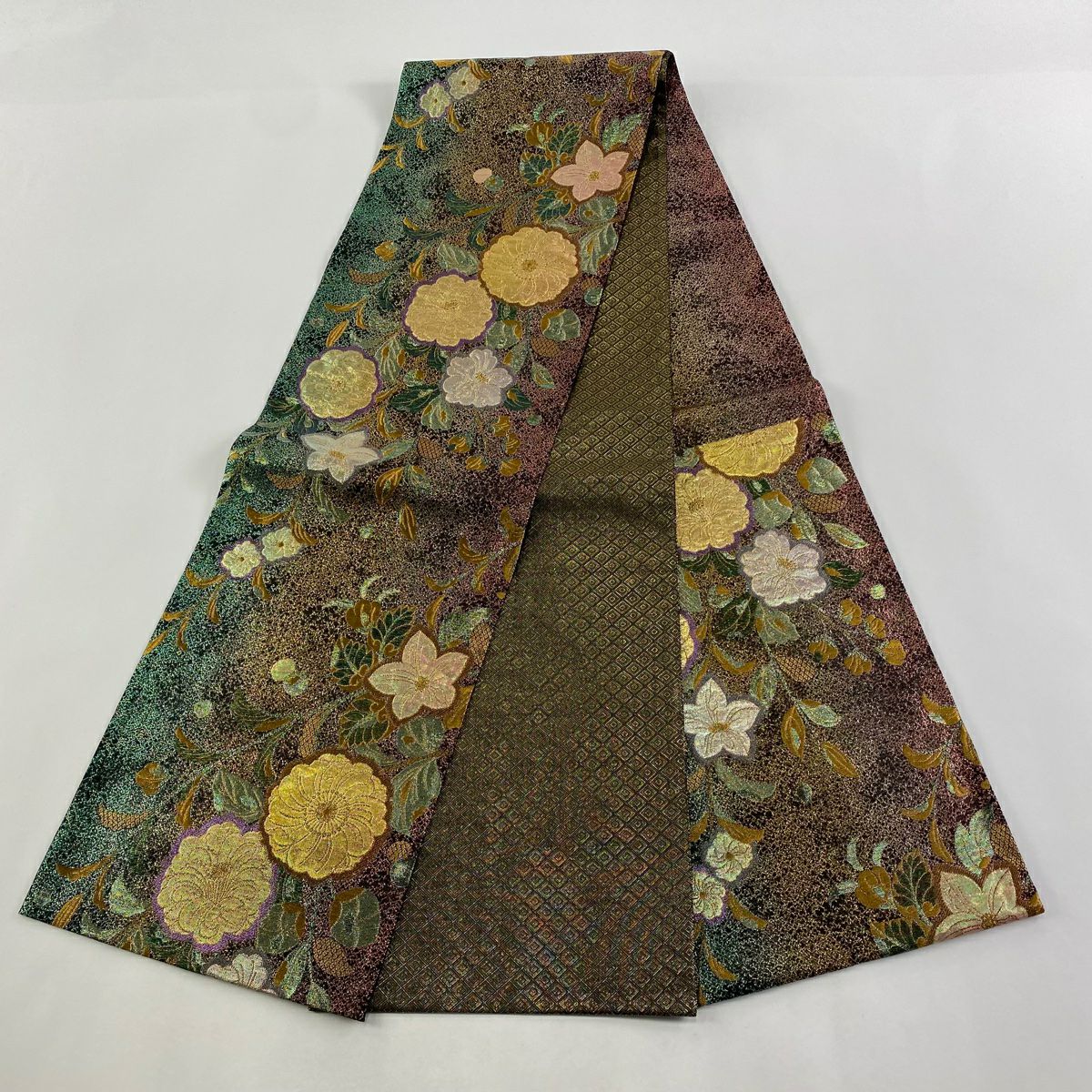 【美品】 袋帶 秀品級 椿 草花紋 金糸 金金箔 茶綠 六通 純蠶絲