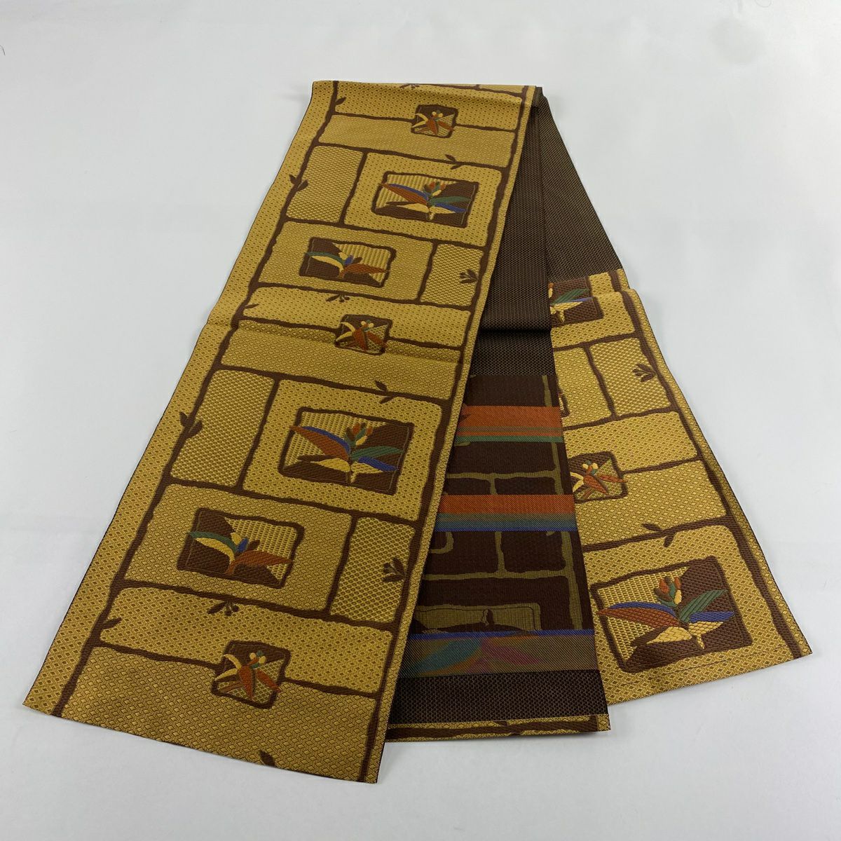 【美品】名古屋帶 秀品級 八寸名古屋帶 隧道仕立 草花紋幾何學 山吹茶 純蠶絲