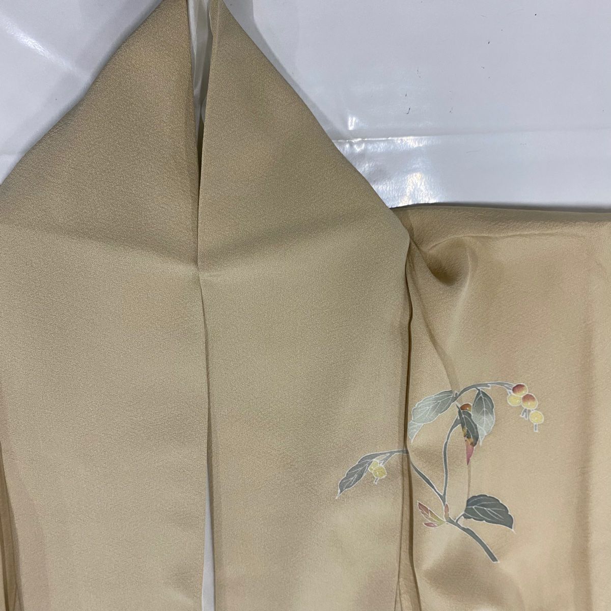 【美品】 付下 身長154cm 袖長61.5cm S 雙層 百貫達雄 落款あり 葉與果 草花紋紋 漸層 米色 純蠶絲 名品級 一個紋