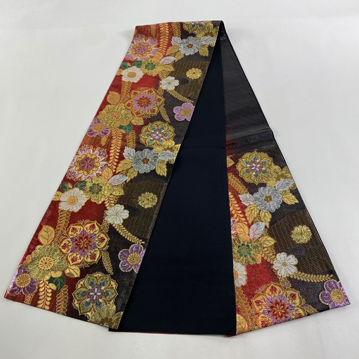 【美品】 袋帶 秀品級 草花紋紋 金糸 金金箔 紅 六通 純蠶絲