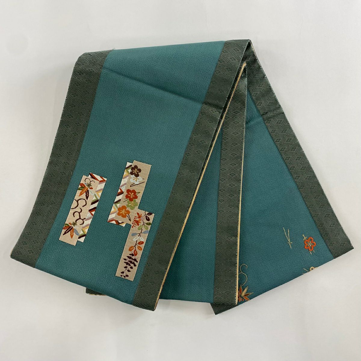 【美品】 袋帶 秀品級 短冊 梅花 花刺繡 金絲 綠色 大鼓圖案 純蠶絲