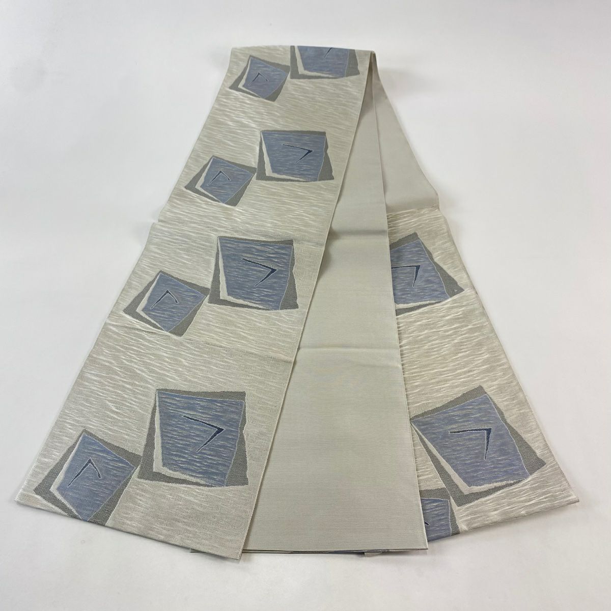 【美品】 袋帶 名品級 色紙 幾何學圖案 灰白 六通 純蠶絲