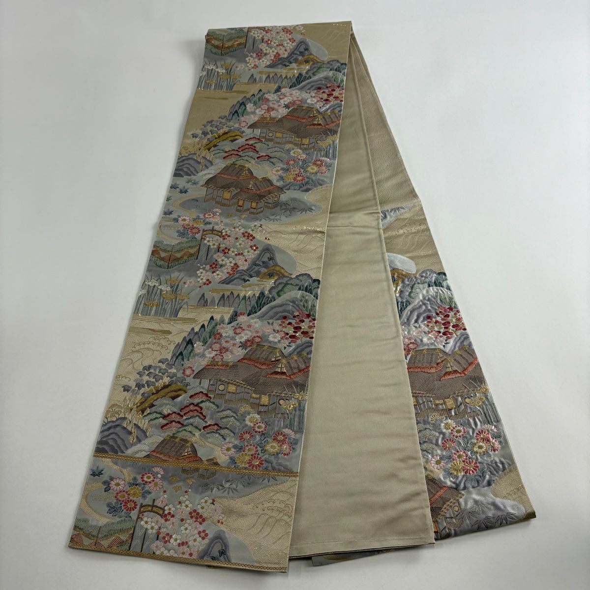 【美品】 袋帶 秀品級 關西仕立 家屋 松樹竹子梅花 金糸 金金箔 灰紫 六通 純蠶絲