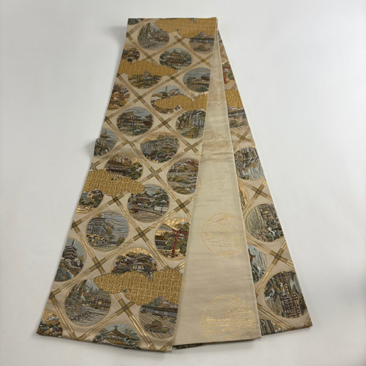 【美品】 袋帶 秀品級 建築 雲紋 金絲 金金箔 淺茶 細帶圖案 純蠶絲
