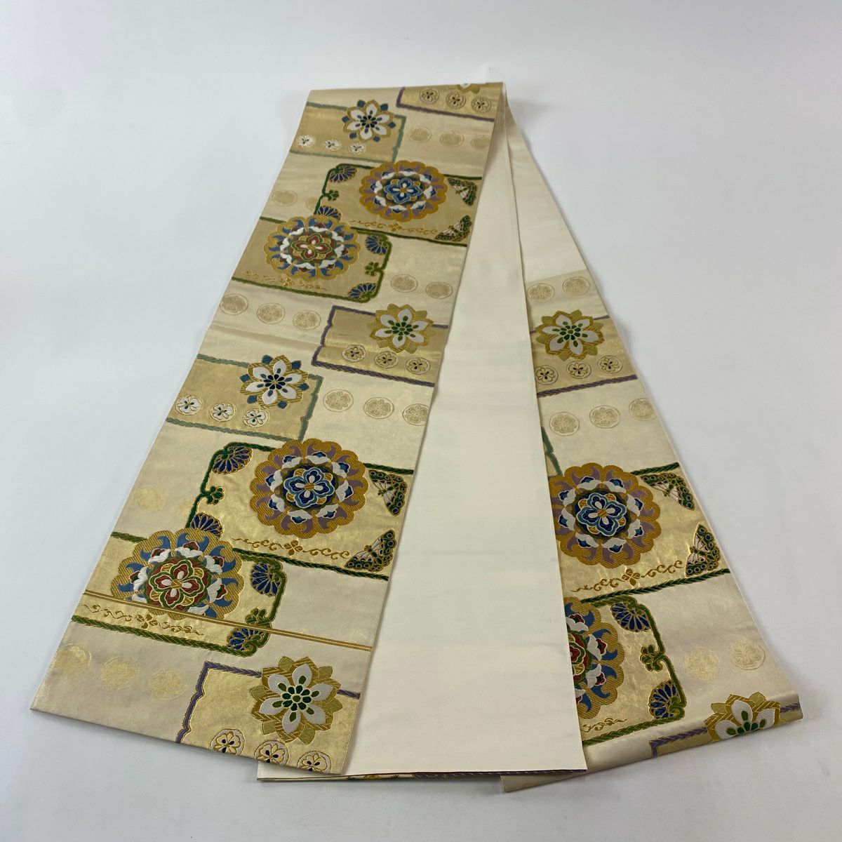 【美品】 袋帶 秀品級 落款あり 宝生閑 華紋 蝶 金絲 金金箔 金色 六通 純蠶絲