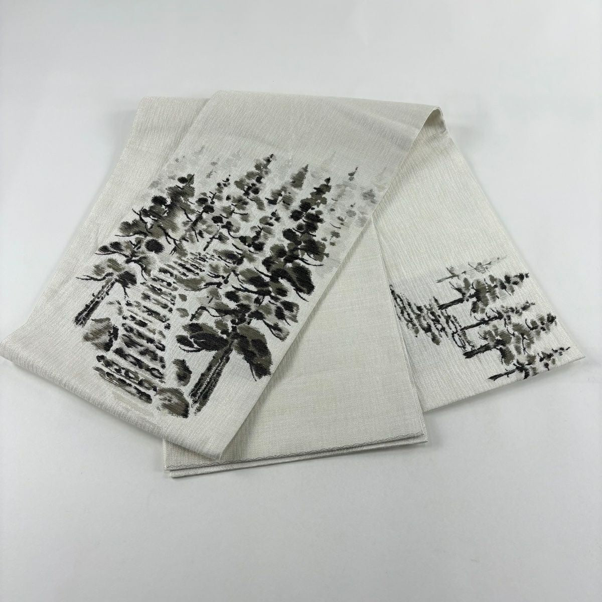 【美品】 袋帶 秀品級 樹木 銀線 奶油色 大鼓圖案 純蠶絲