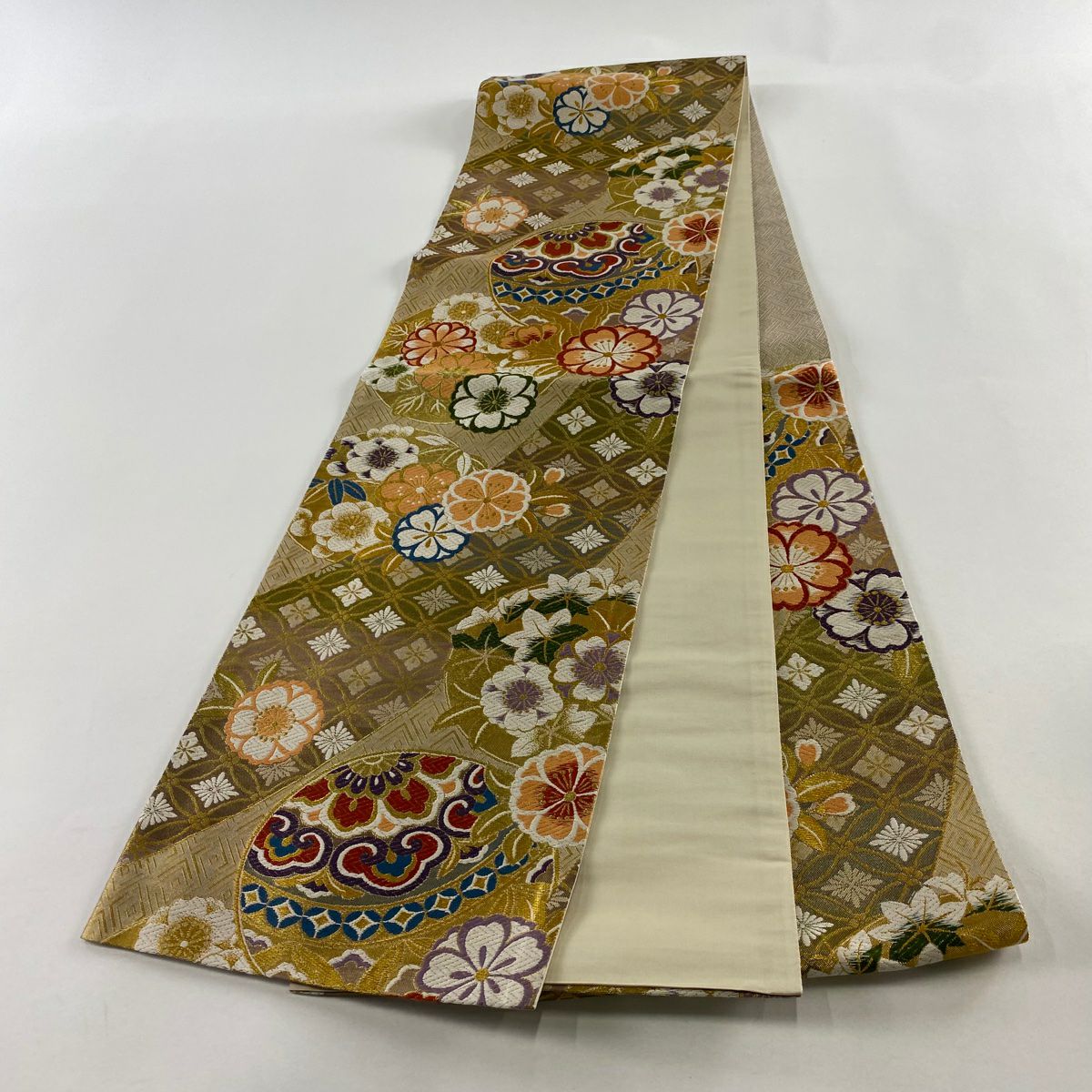 【美品】 袋帶 秀品級 振袖禮服禮服用 手鞠 櫻花 金線 唐織 金色 六通 純蠶絲