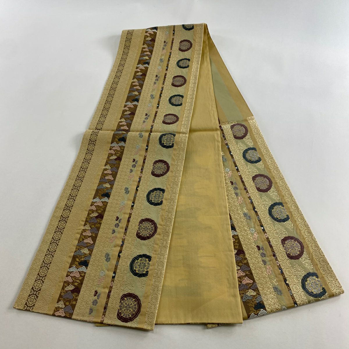 【美品】 袋帶 名品級 女郎花 七寶 金金箔 麗粹唐織 米色 六通 純蠶絲