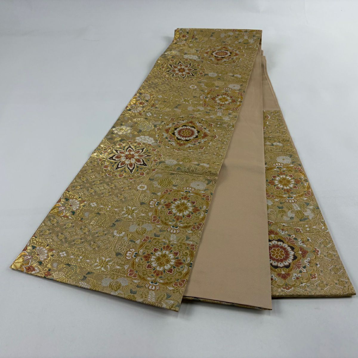 【美品】 袋帶 秀品級 華紋 草花紋刺繡 金銀彩 金色 六通 純蠶絲