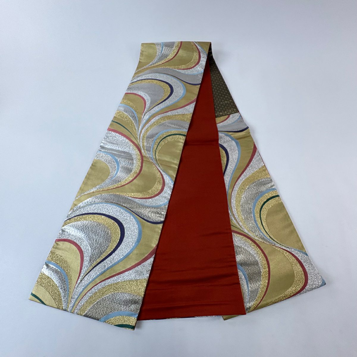 【美品】 袋帶 秀品級 振袖禮服禮服向き 幾何學 螺旋 金銀線 金金箔 金色 六通 純蠶絲