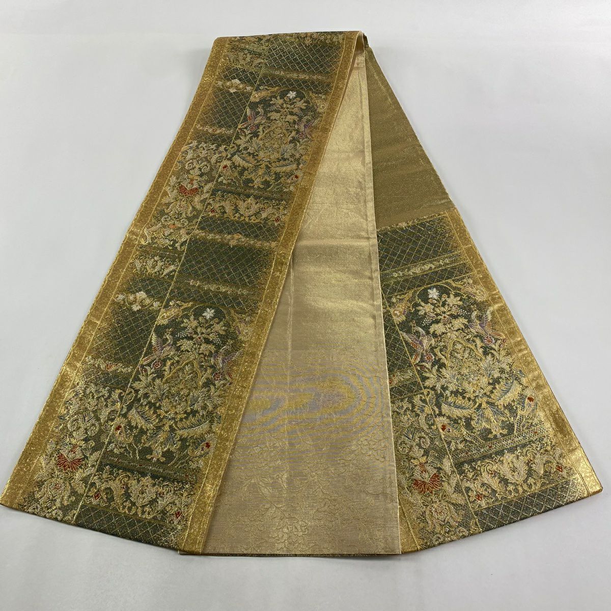 【美品】 袋帶 秀品級 草花紋紋 鳥 金銀線 金金箔 金色 六通 純蠶絲