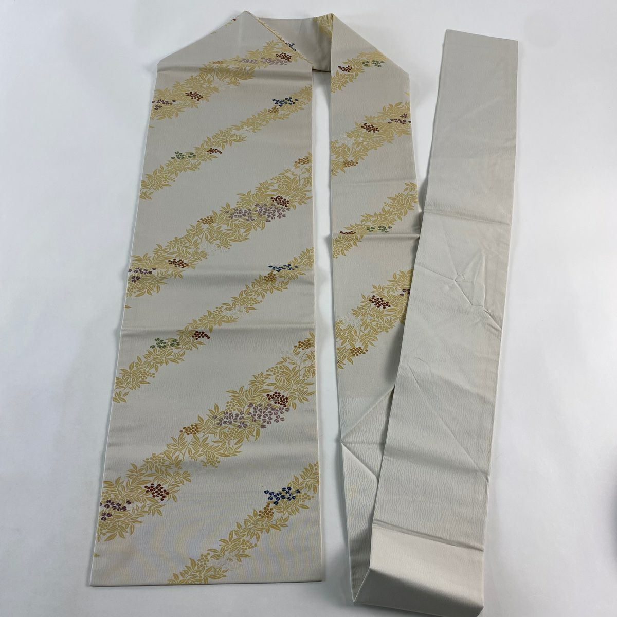 名古屋帶 秀品級 葉與果實 南天 米色 純蠶絲
