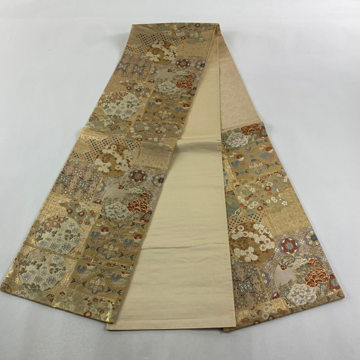 【美品】 袋帶 秀品級 關西仕立 草花紋 圓文 金金箔 金絲 金色 六通 純蠶絲