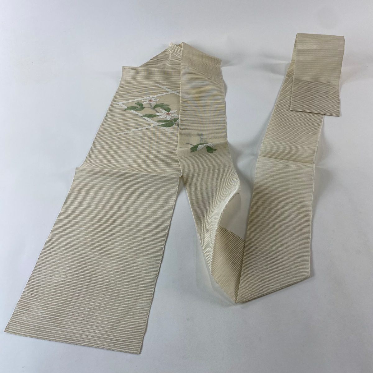 名古屋帶 秀品級 隧道仕立 夏帶 草花紋 金銀彩 米色 純蠶絲