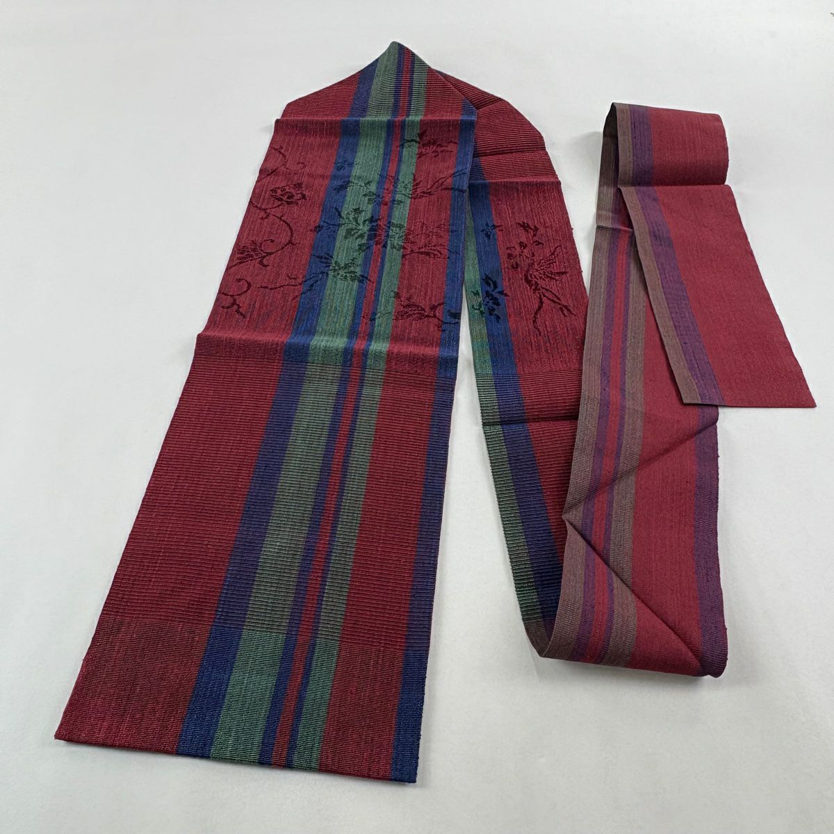 【美品】 名古屋帶 秀品級 八寸名古屋帶 草花紋紋 縞 深紅 純蠶絲