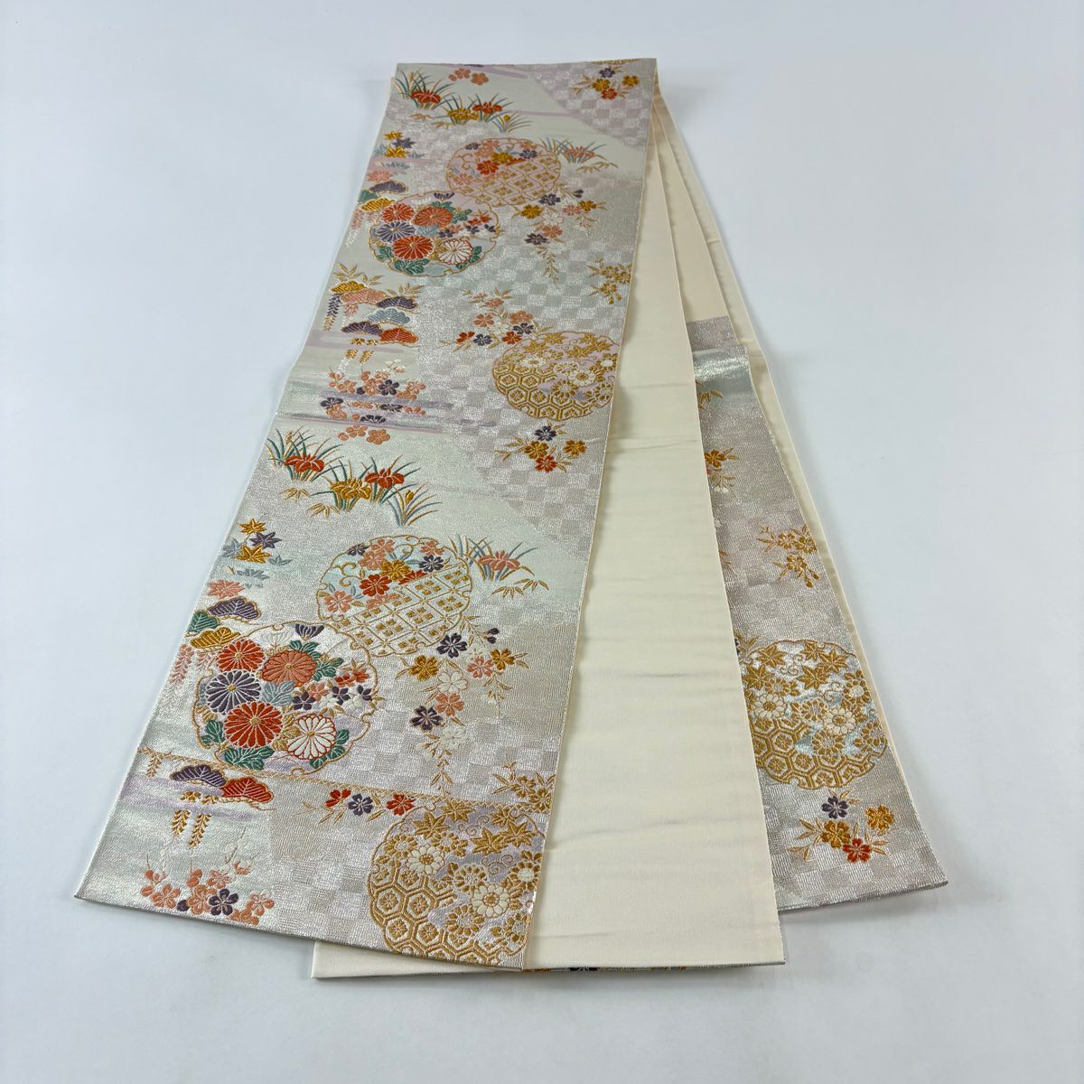 【美品】 袋帶 秀品級 雪輪 草花紋刺繡 金糸 淺粉色 六通 純蠶絲