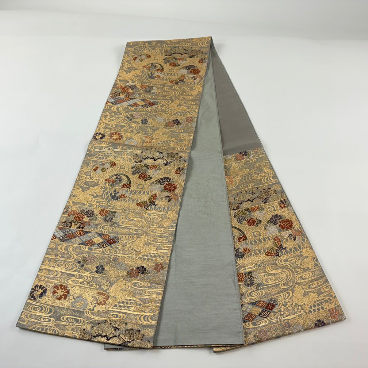 【美品】 袋帶 秀品級 草花紋 蝶 唐織 金金箔 灰 深藍 六通 純蠶絲
